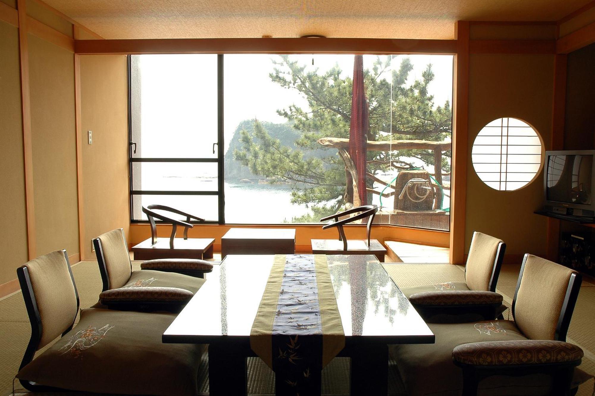 旅館 海辺のかくれ湯 清流 西伊豆町