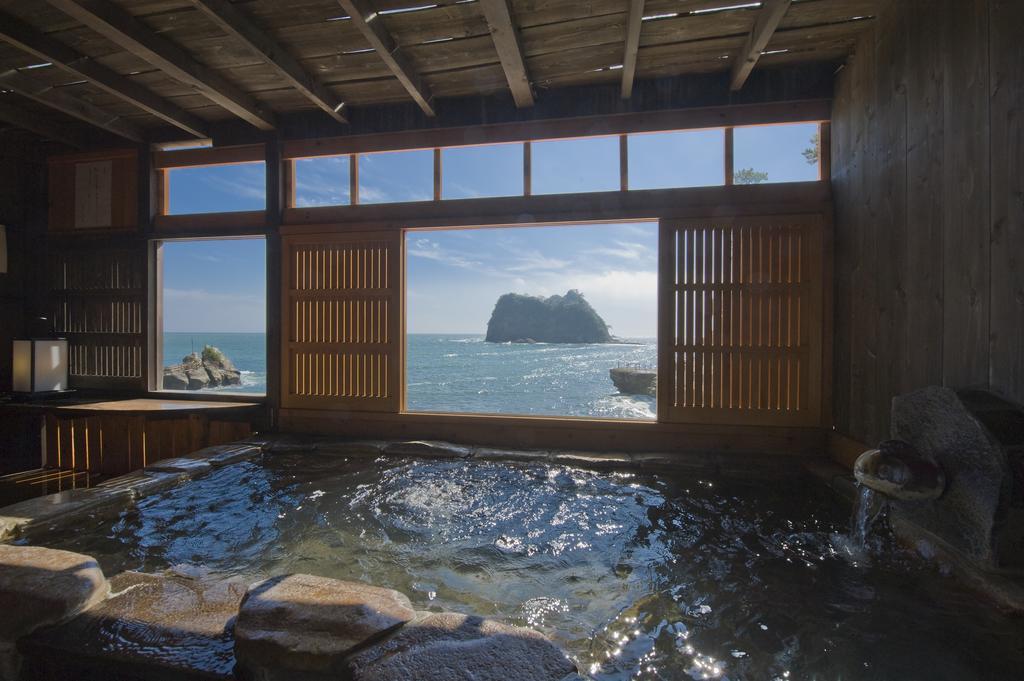 海辺のかくれ湯 清流 4* 西伊豆町